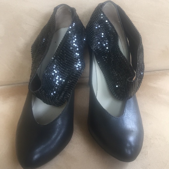 ⭐️HP⭐️Marc by Marc Jacobs leather pump - Picture 4 of 8